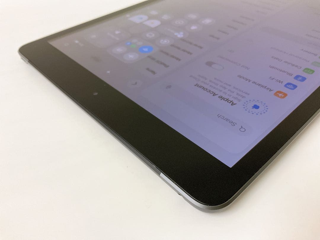 【美品・BT96％】iPad 第8世代 32GB Cellularモデル