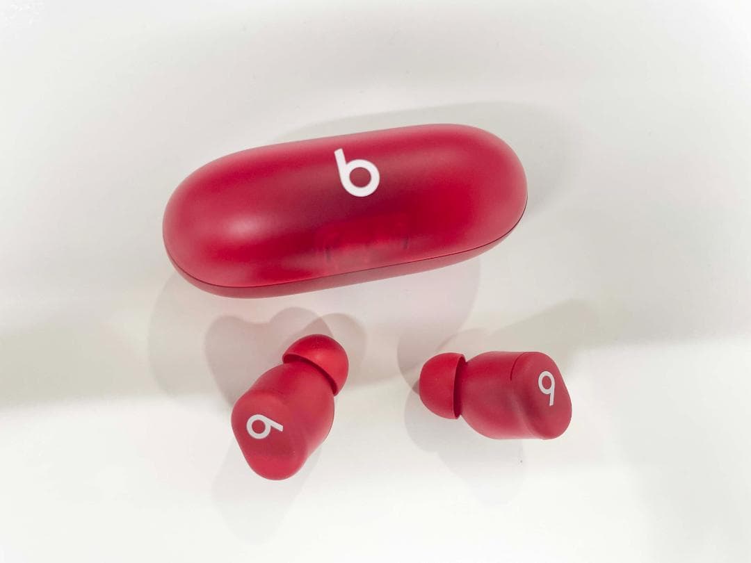 Beats Solo Buds レッド イヤフォン