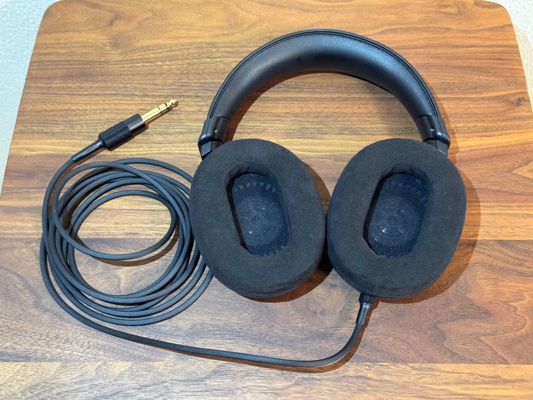 SONY MDR-MV1 / モニターヘッドホン