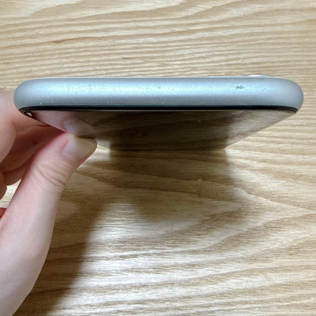 美品　iPhone11 ホワイト128GB バッテリー86%