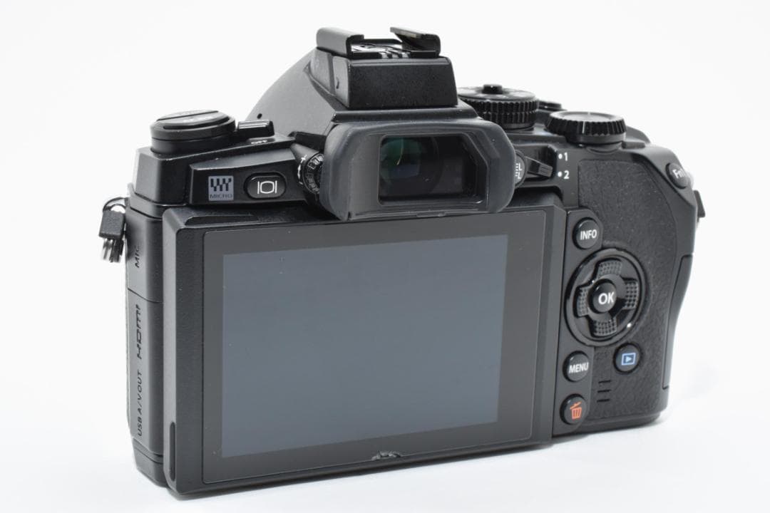 オリンパス OM-D E-M1 ミラーレスデジタルカメラボディ Olympus