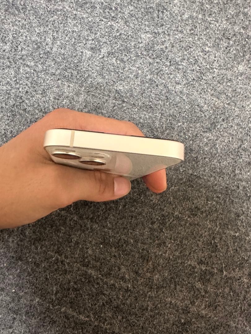 I*i様 iPhone 13 mini 128GB スターライト 美品