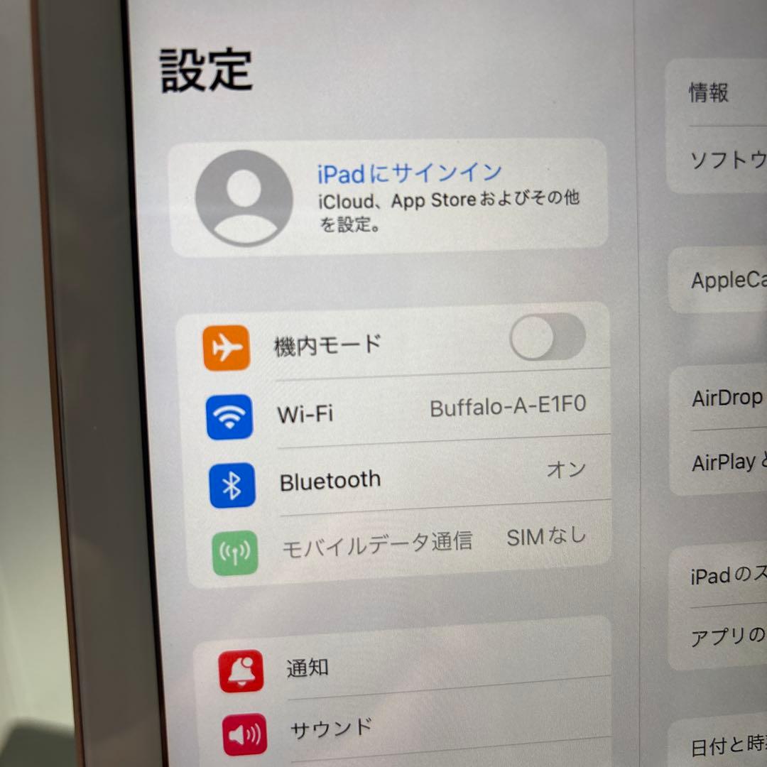 iPad6世代32G Wi-FiGRAY sim.SBM 95％