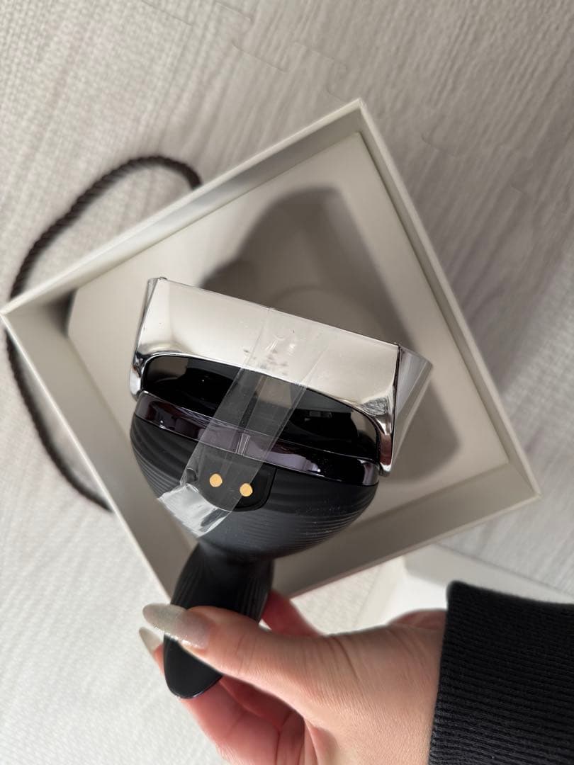 値下げしました　ReFa ビューティック　ヘッドスパ　美顔器　ブラック