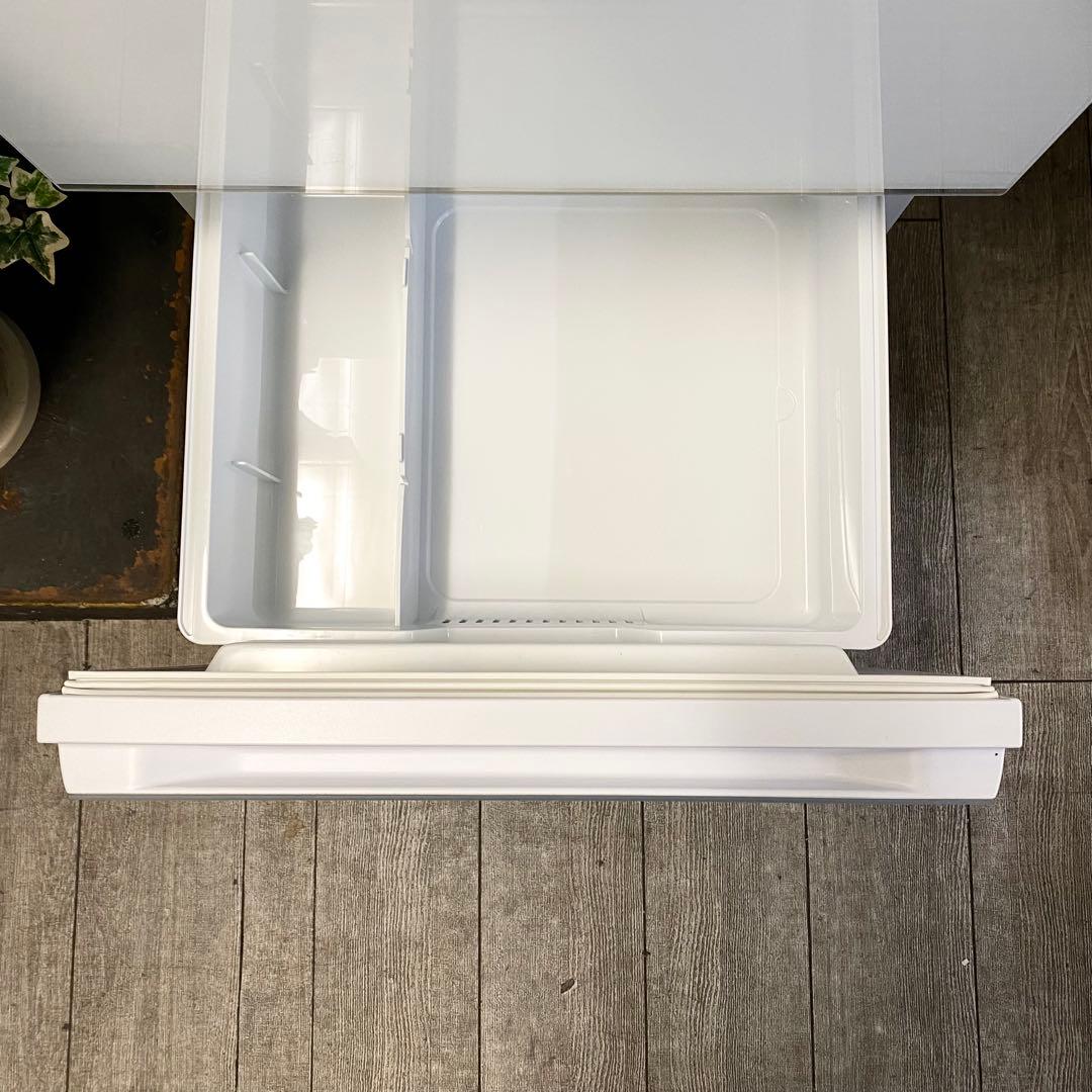 ガラスドアがいい感じにオシャレ♪一人暮らしに！2ドア冷凍冷蔵庫135L