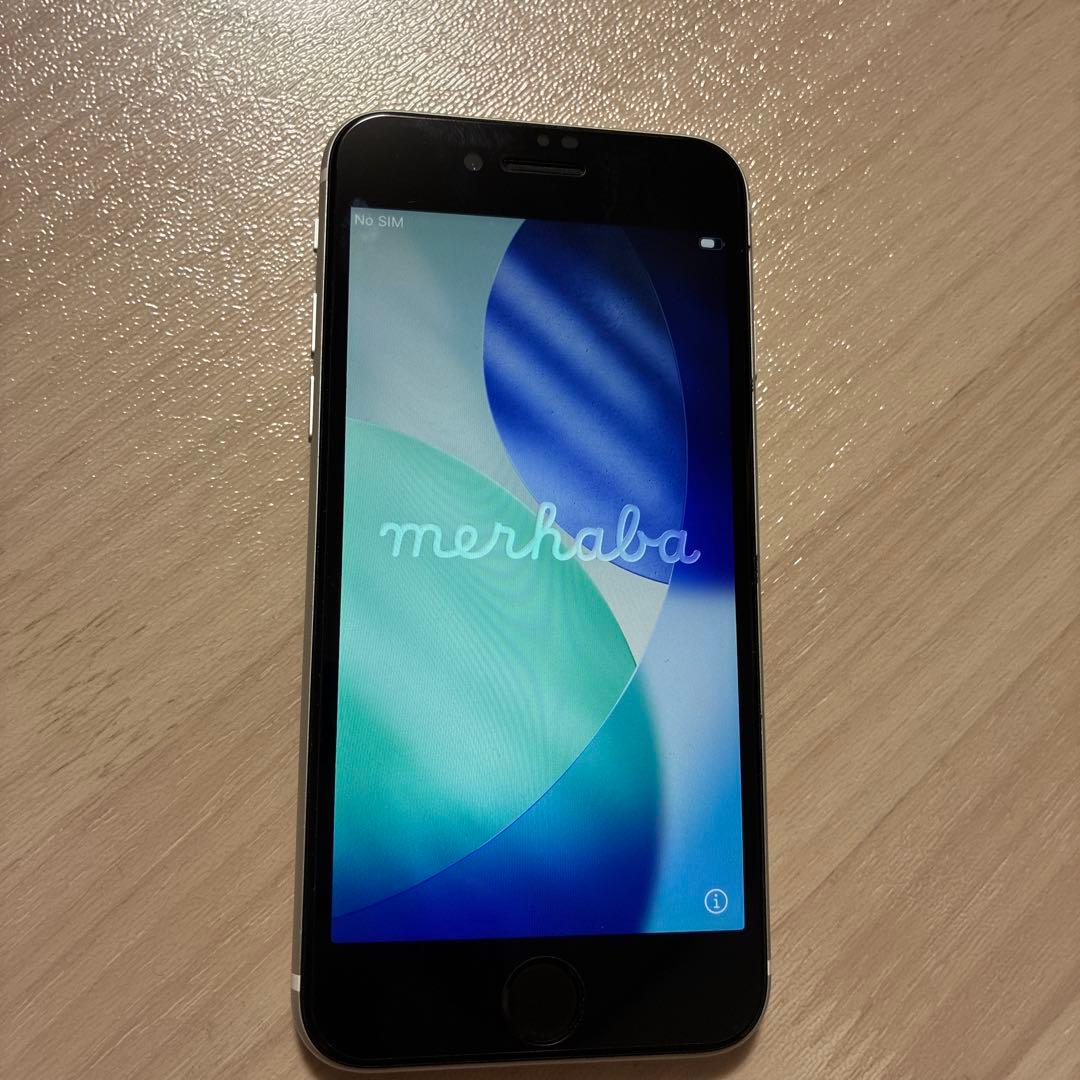 Apple iPhone 8SE2 ホワイト