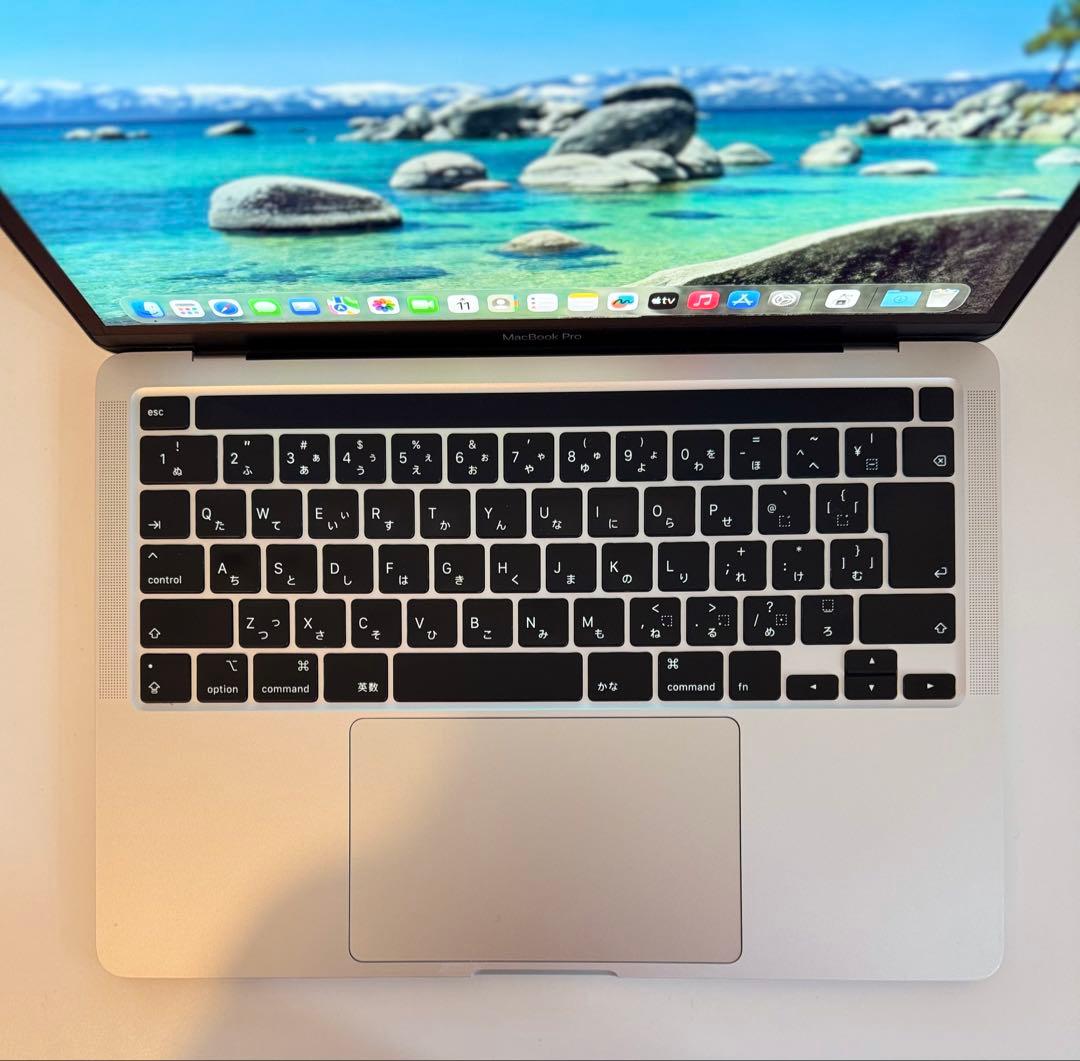 Macbook Pro 2020 13インチ Windows 11 Pro