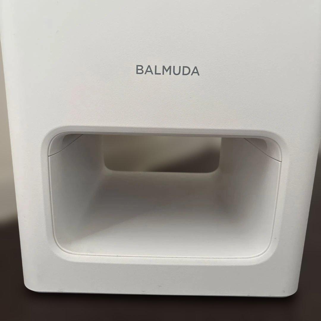 美品 BALMUDA バルミューダ 空気清浄機 The Pure