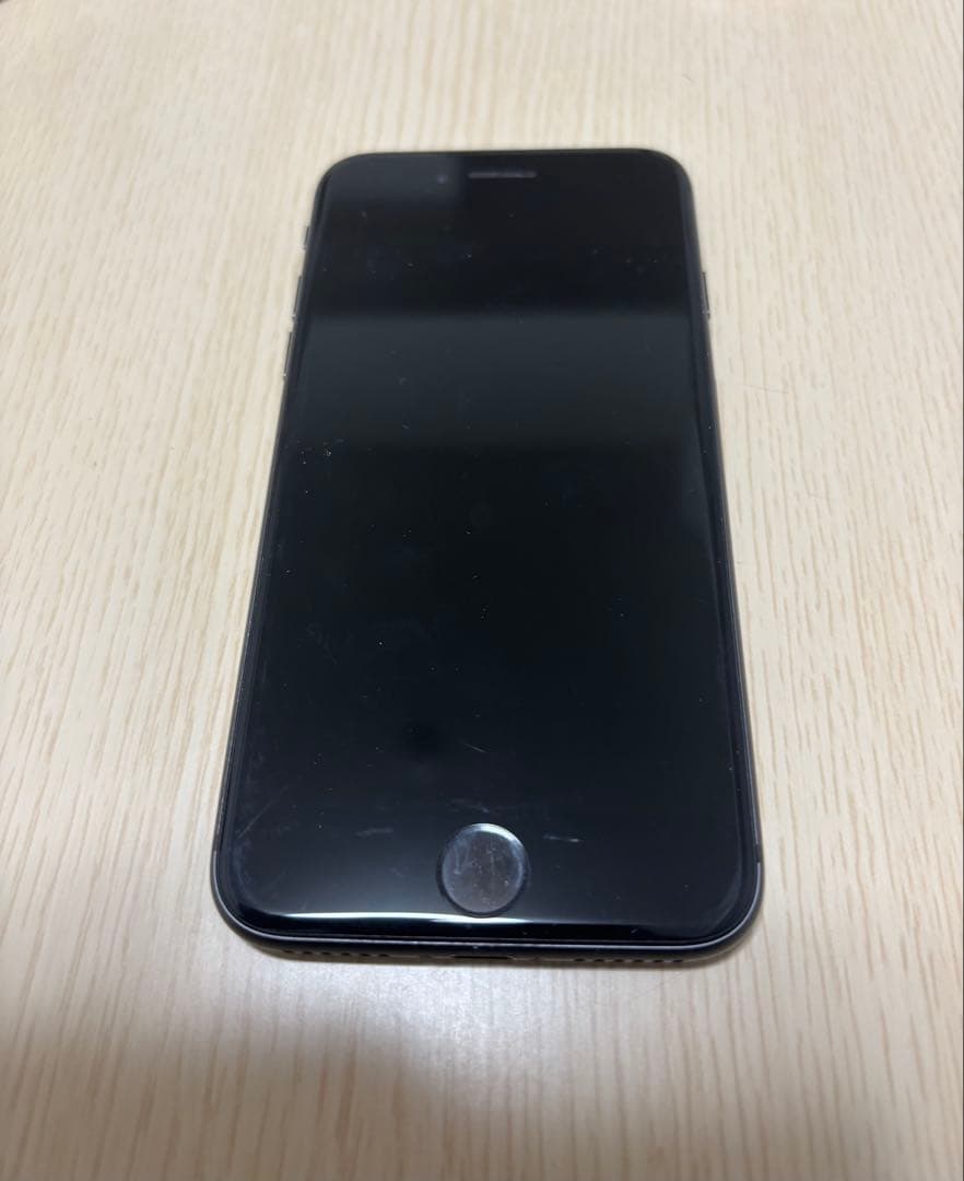 Apple iPhone 8 スペースグレー 本体　64GB