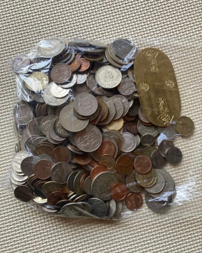 A Catalog of Modern World Coins 外貨おまけ付き