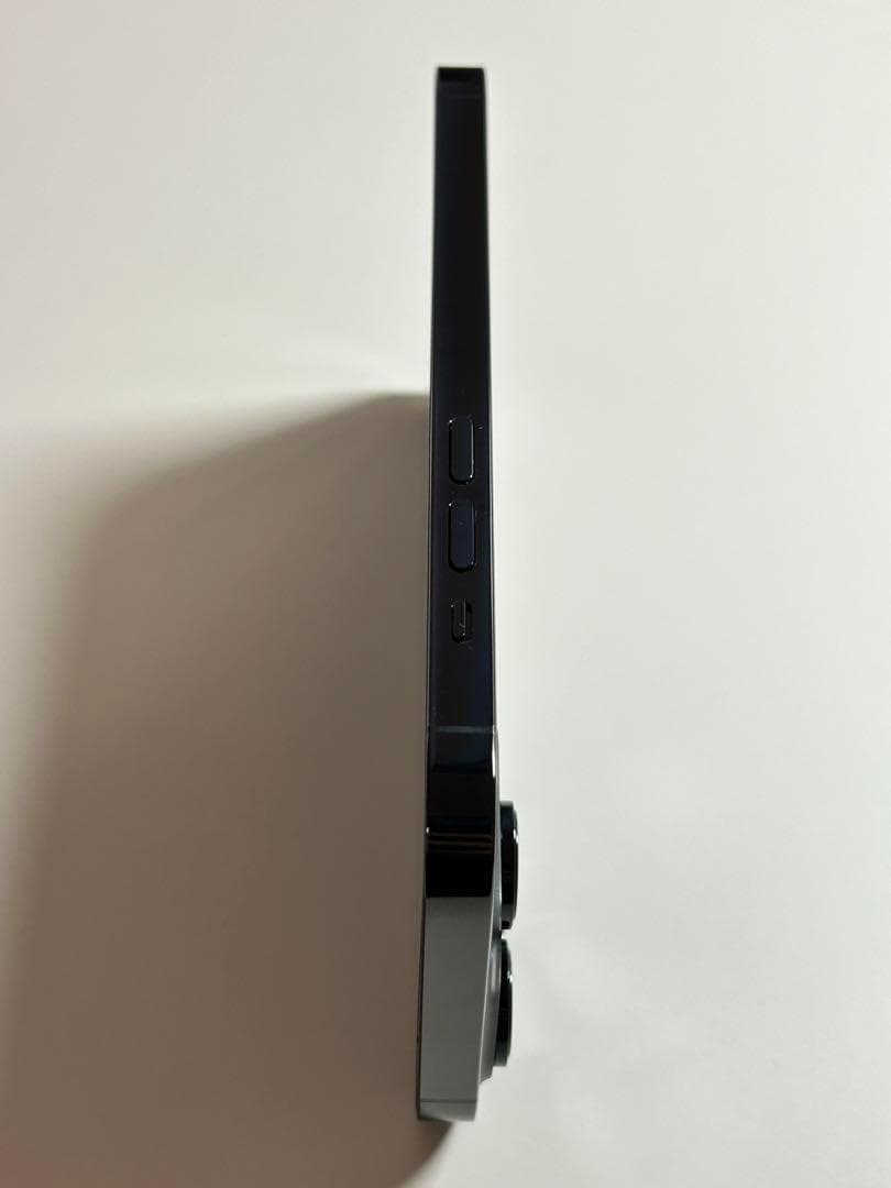 【ほぼ新品】iPhone 14 Pro 512GB・ブラック（SIMフリー）