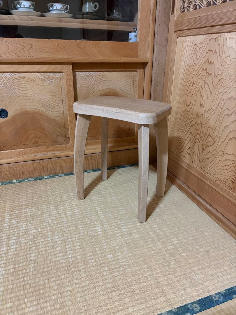 1391建具屋58年のおじいさんの手作り木製サイドテーブル、イス、スツール