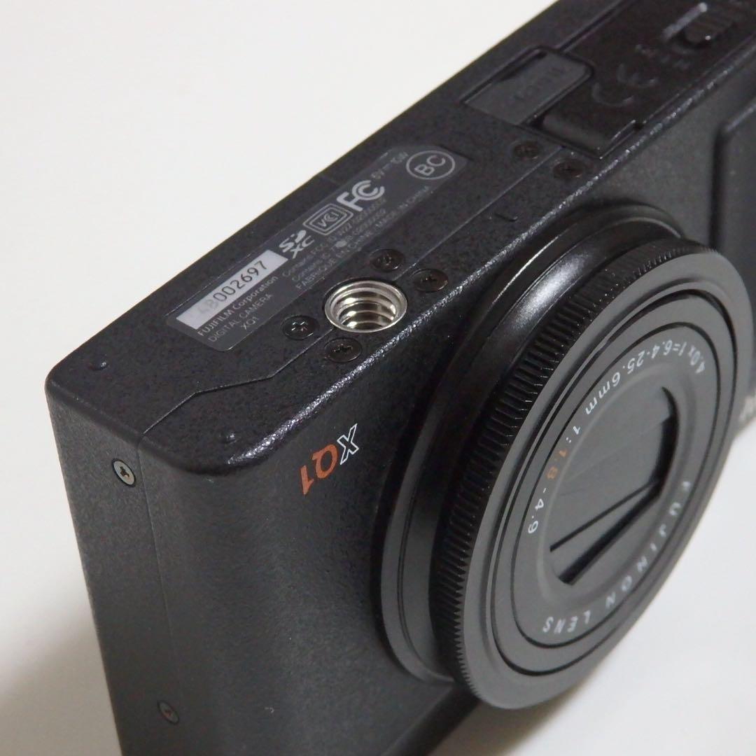 動作確認済み　名機　フジフイルムXQ1 ブラック　黒　FUJIFILM