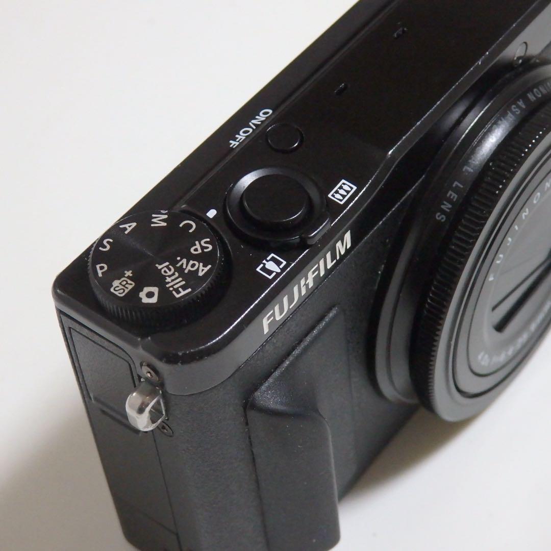 動作確認済み　名機　フジフイルムXQ1 ブラック　黒　FUJIFILM