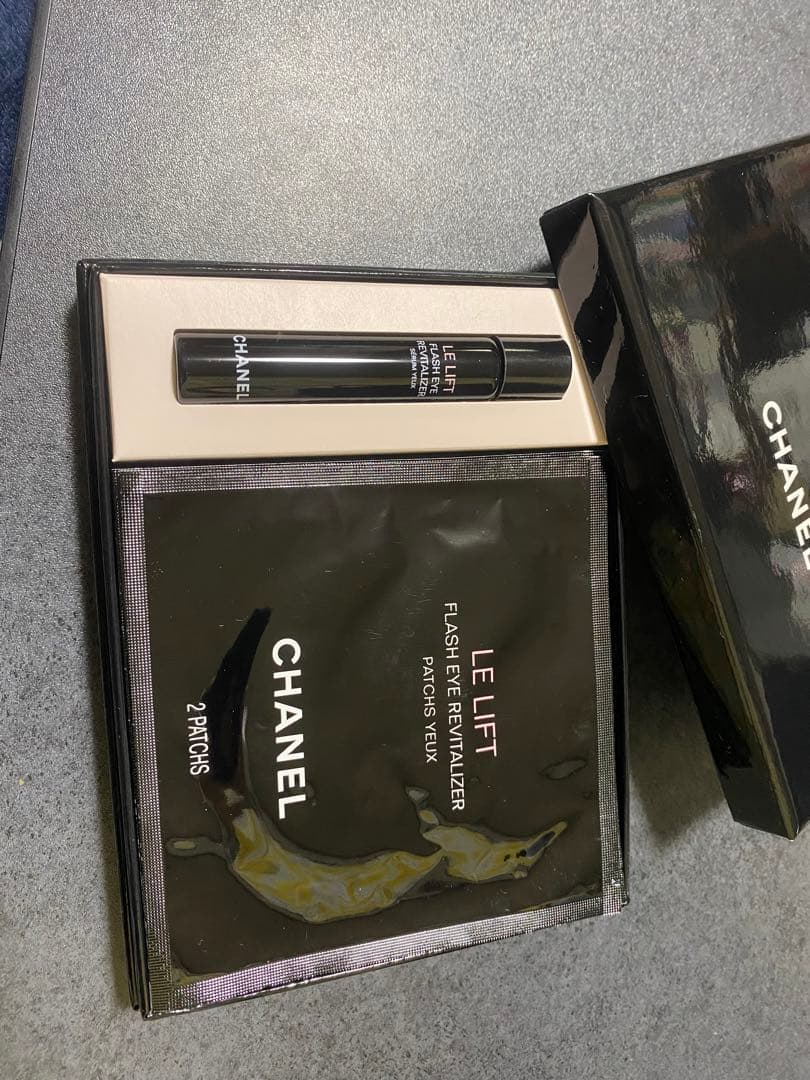 CHANEL LE LIFT フラッシュアイデュオ