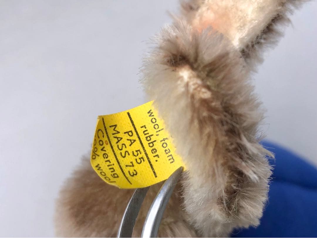 Steiff　ウサギのギフトカバー　Betthupferlhase　青オールID