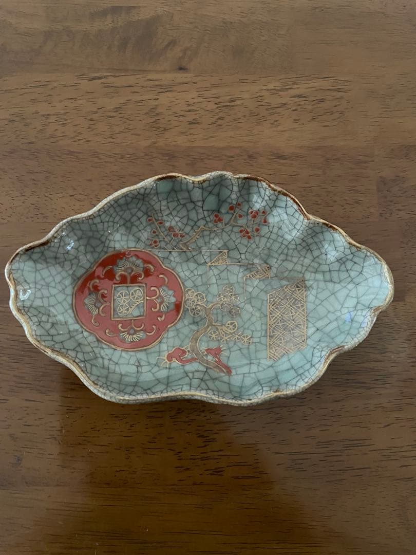 青磁罅焼　金彩色絵変形皿　四客　後期鍋島　骨董