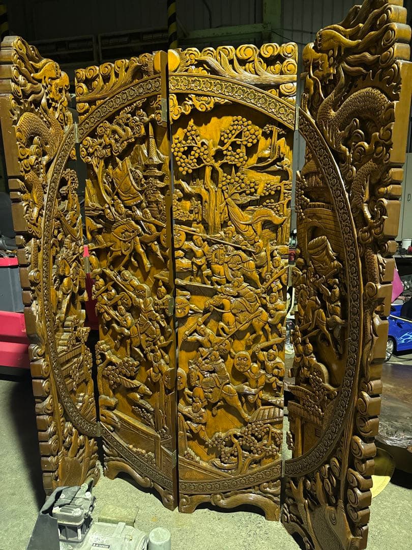 三国志の木製彫刻屏風