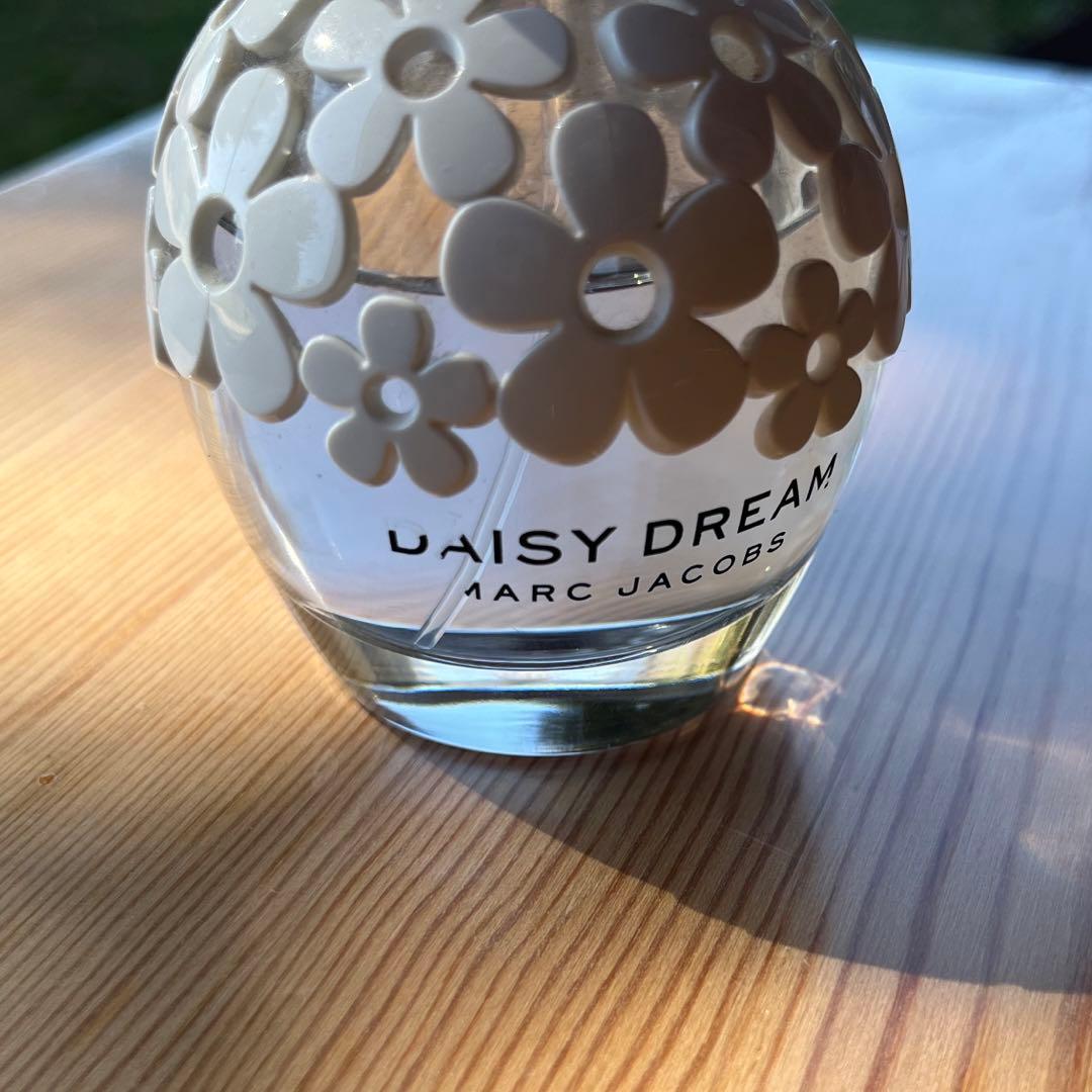 MARC JACOBS 香水　DAISYDREAM 50ml 箱あり