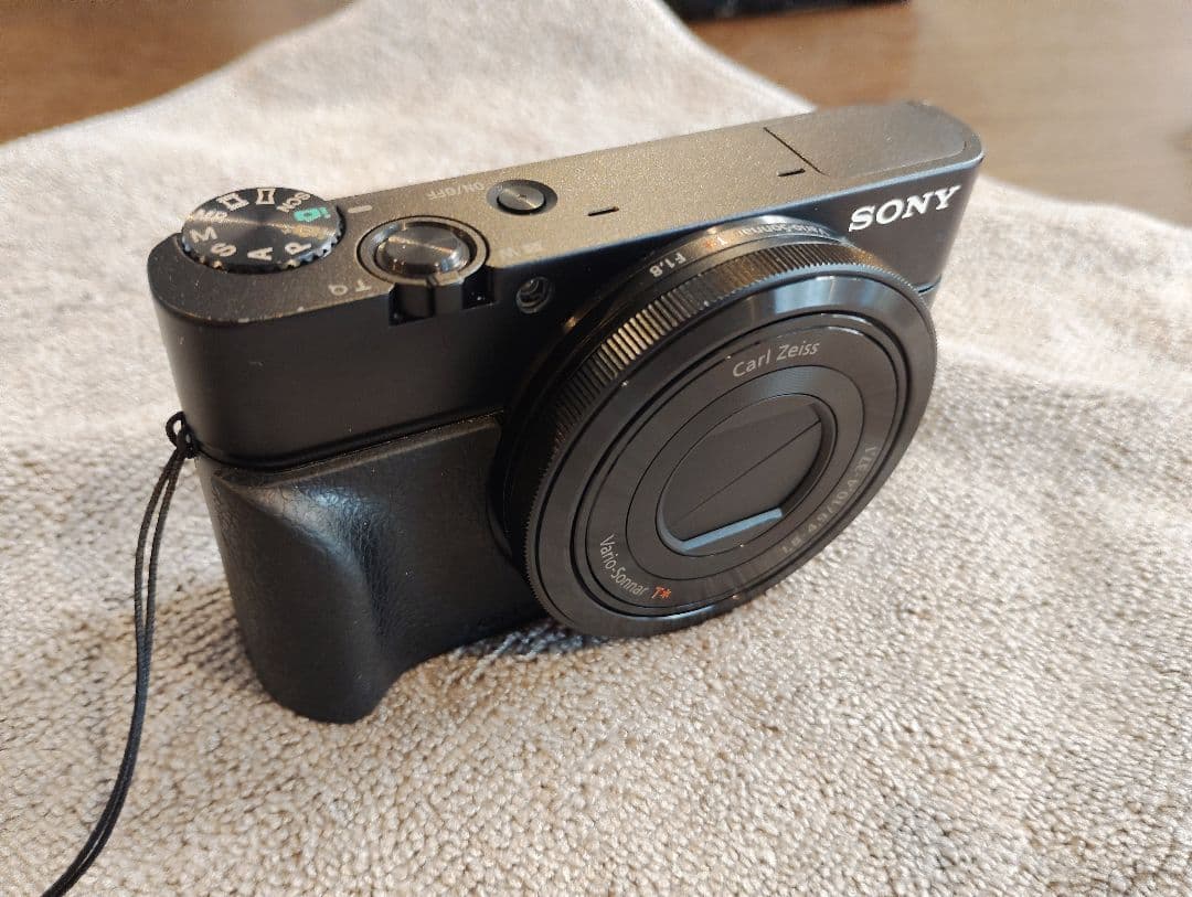 SONY Cyber-shot DSC-RX100 デジタルカメラ