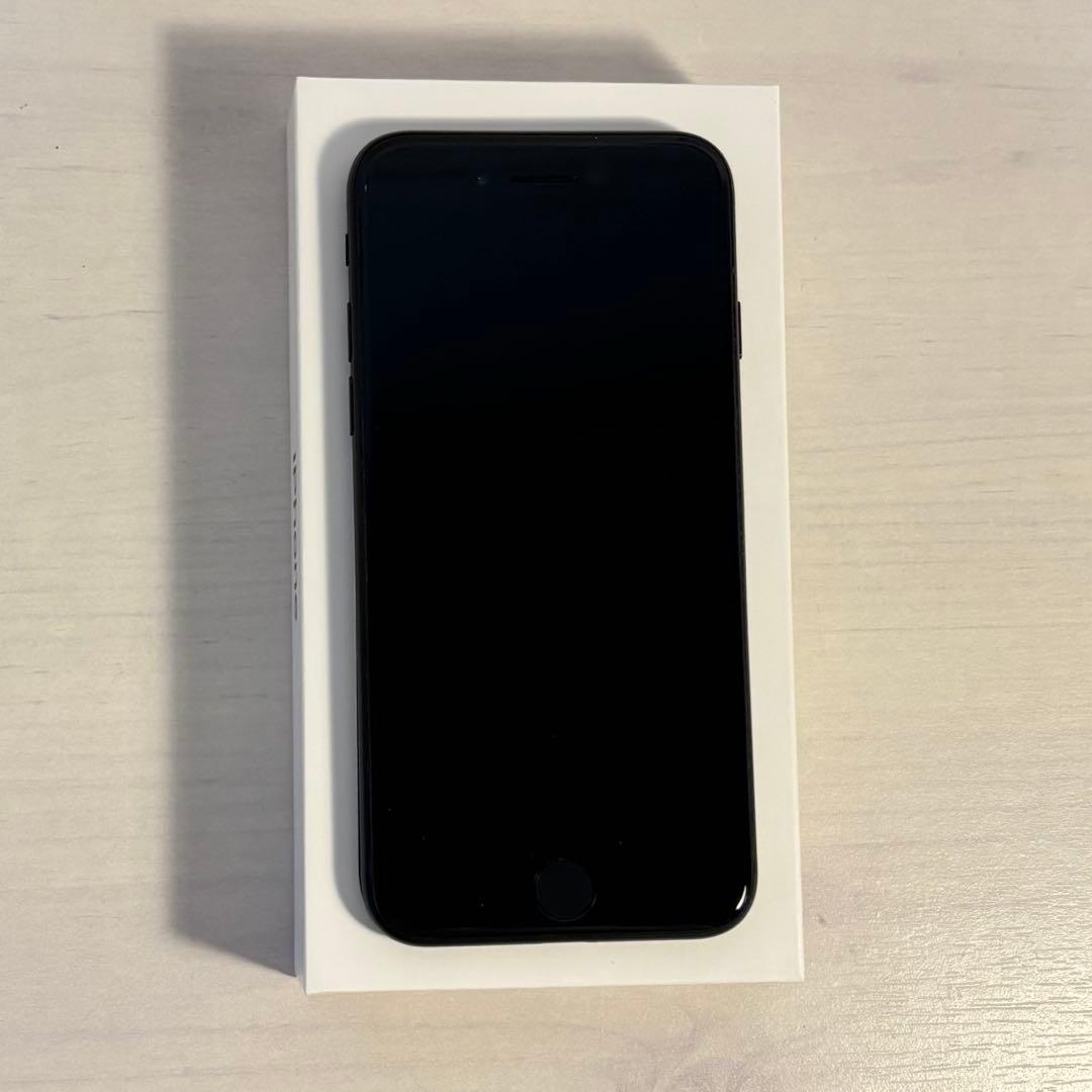 iPhone SE 第2世代 Black 64GB