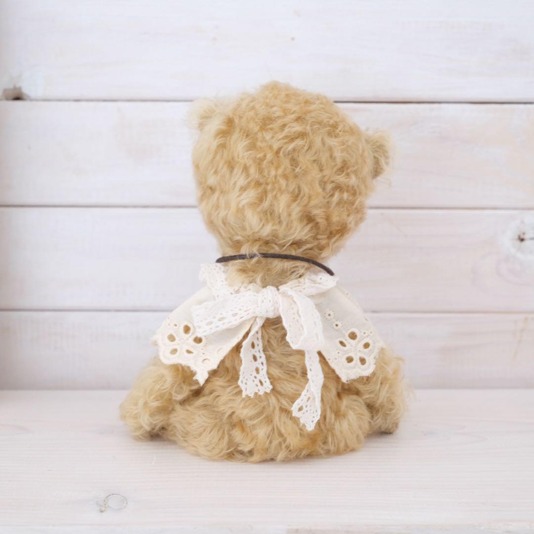 おっとりなくまのぬいぐるみ　テディベア　ぬいぐるみ　teddy bear
