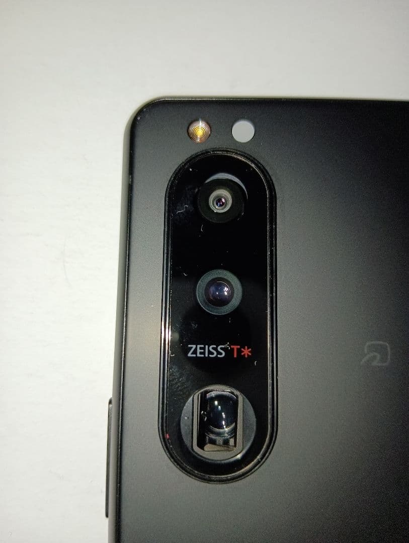 【画面割れ大ジャンク】Xperia 5 III SO-53B ドコモSIMフリー