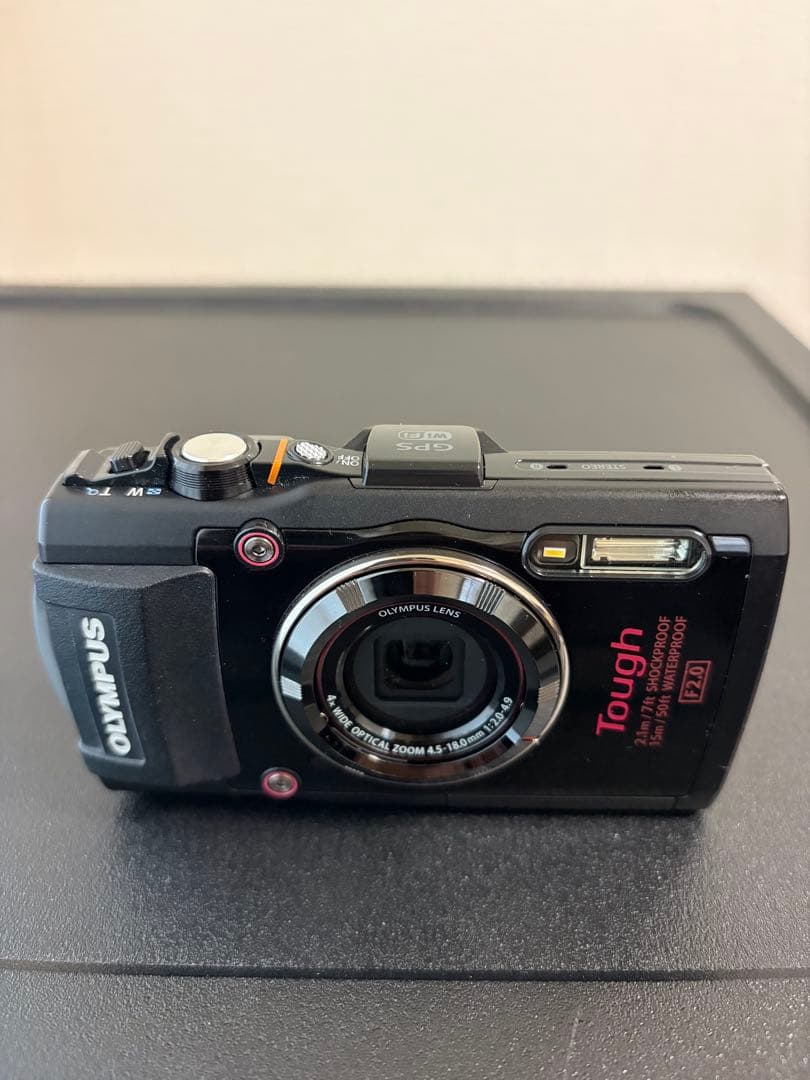 OLYMPUS TG-4 コンパクトデジタルカメラ