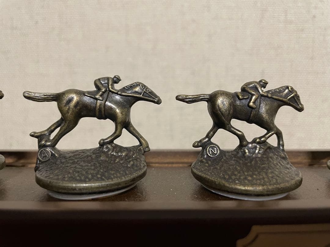 ブラントン　Blanton`s 木製ディスプレイ台座