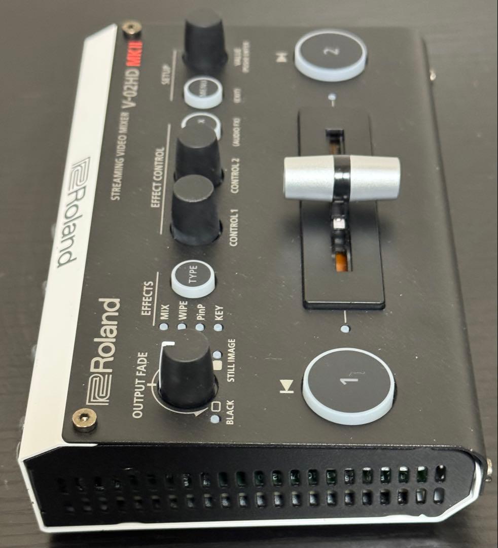 Roland V-02HD MK II ストリーミングビデオミキサー
