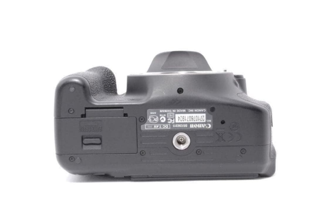 ショット数少ない3140回　プレゼントにも　Canon Kiss X5 美品