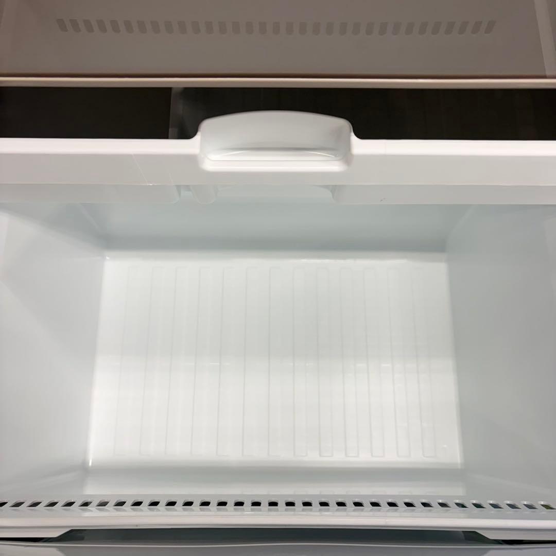 942 東芝　自動製氷機付き　3ドア　右開き　展示品　極美品　設置まで対応