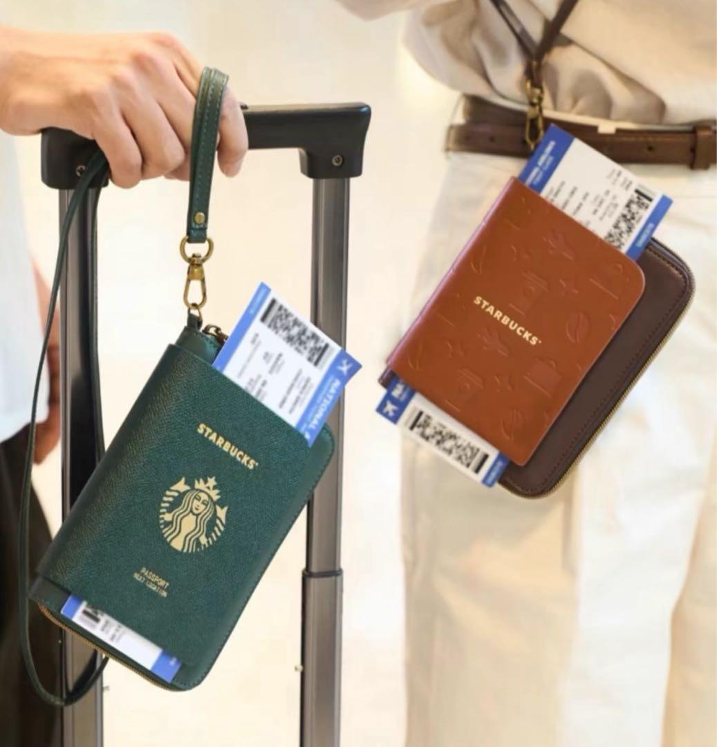 スターバックス パスポートケース 航空券収納・ネックストラップ付き　ブラウン
