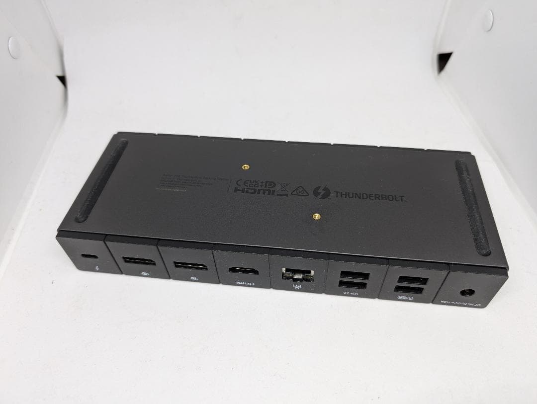 Anker 778 Thunderbolt ドッキングステーション