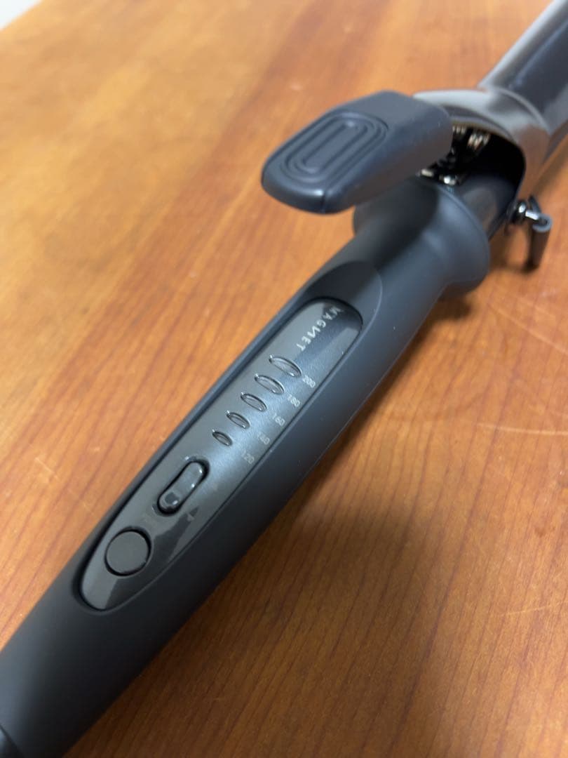 【未使用品】マグネットヘアプロ　カールアイロン32mm