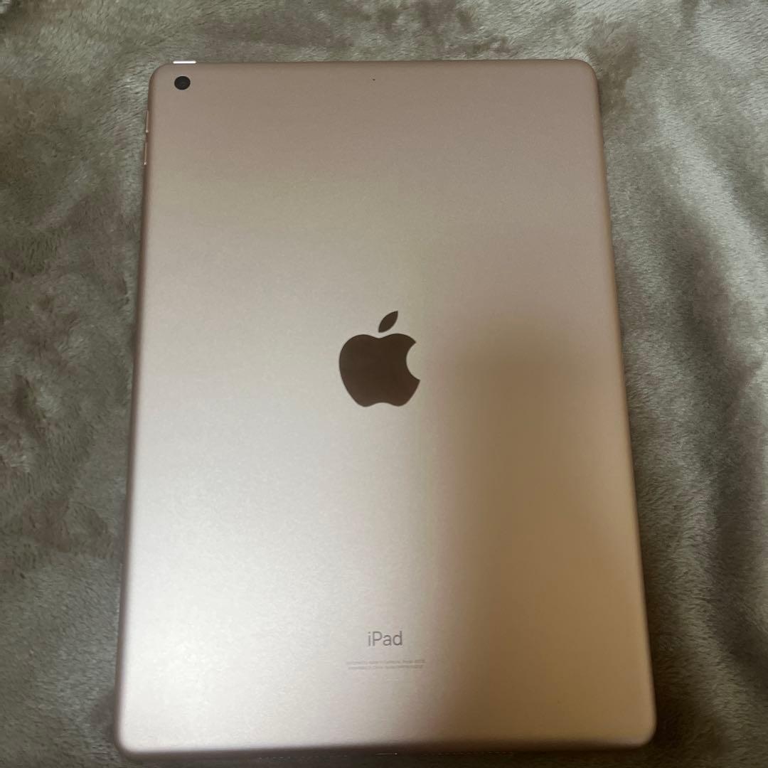 iPad 第8世代 32GB Wi-Fiモデル ピンク　美品
