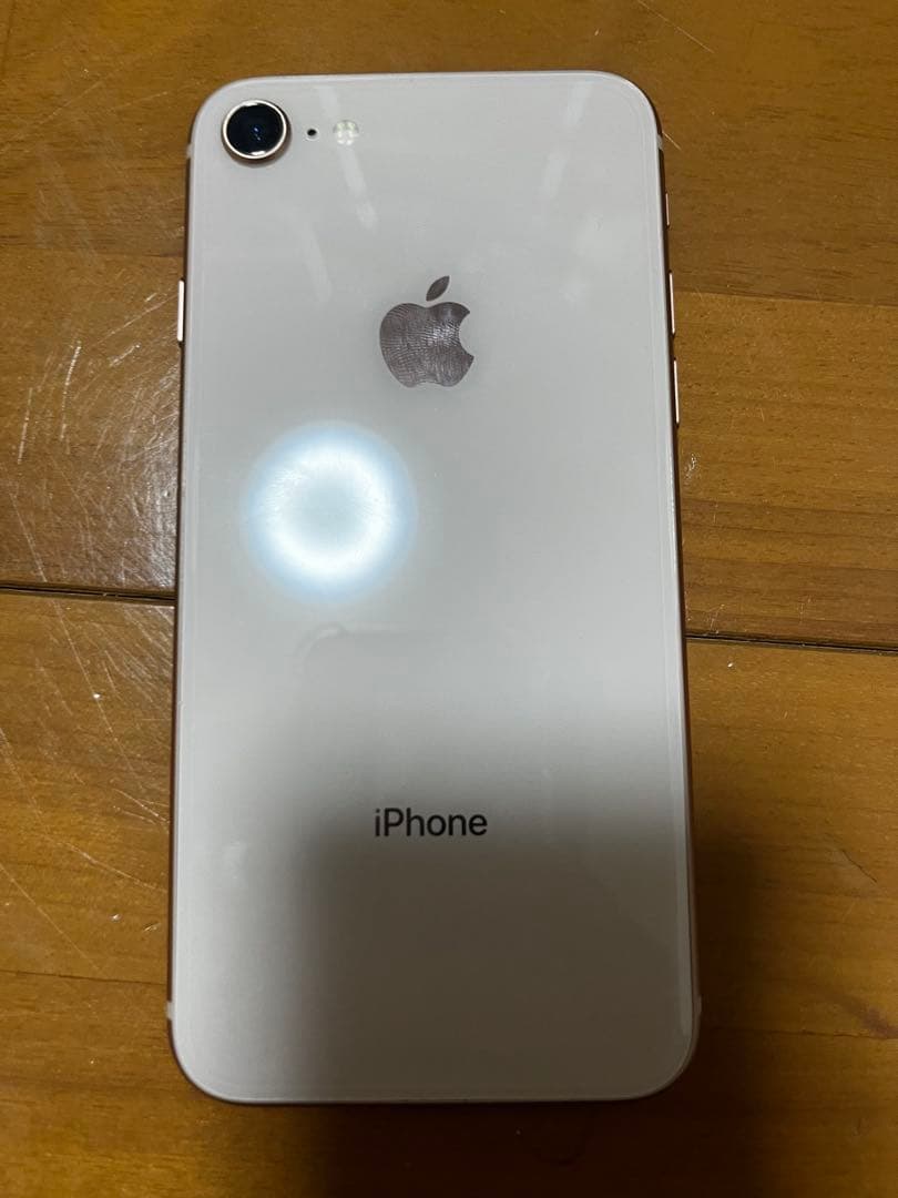 スマートフォン本体 Apple iPhone 8 64G