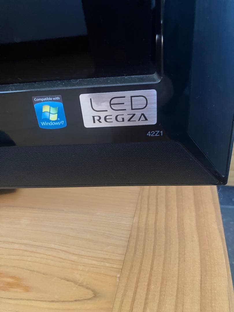 3/13までの出品　東芝　TOSHIBA テレビ REGZA 42型 42Z1