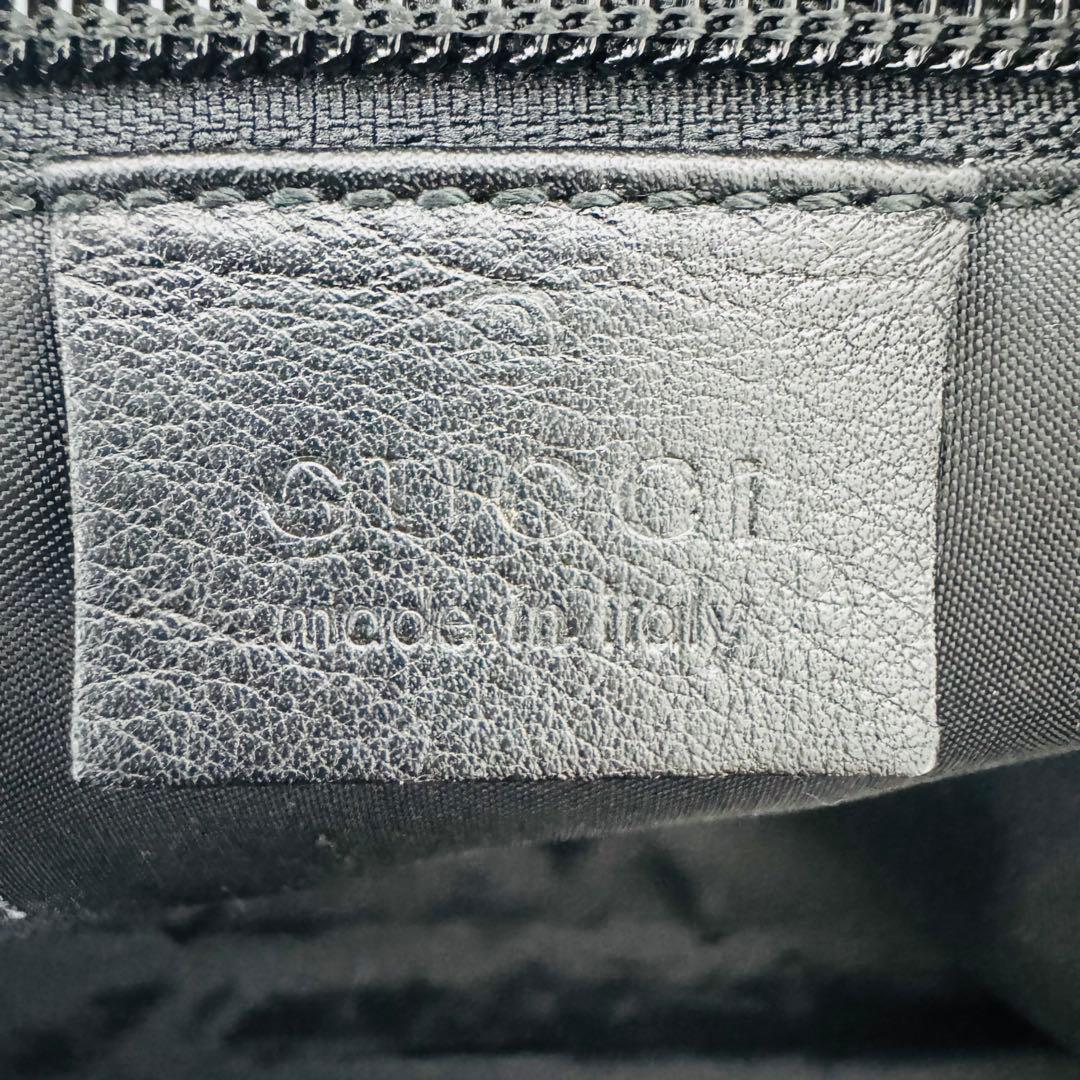 ✨GUCCI✨グッチ✨ロゴプレート✨レザー✨ブラック✨クラッチバッグ✨