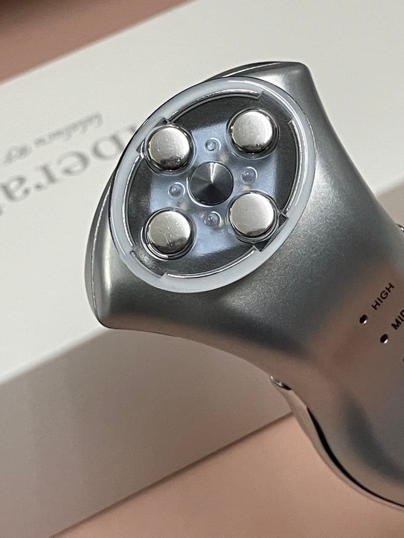 Liberataリベラータ　ララルーチュRF　美顔器