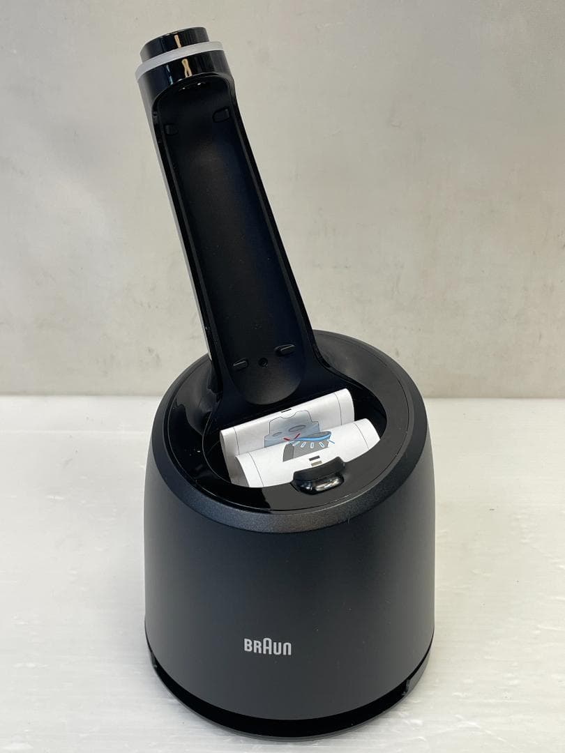★動作〇★ BRAUN S6 電気 シェーバー ブラウン 洗浄機 洗浄液 髭剃り