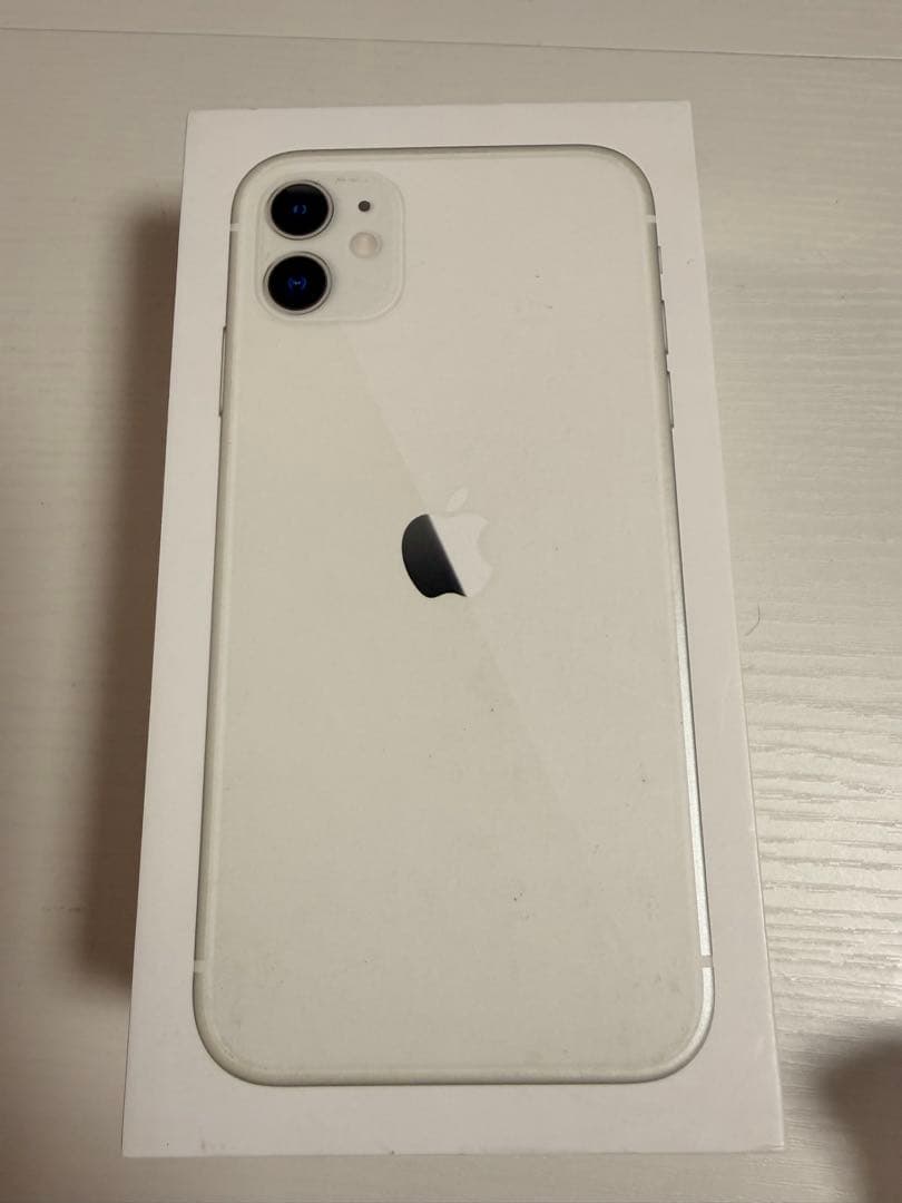 輝き⭐︎ Apple iPhone 11 ホワイト 本体