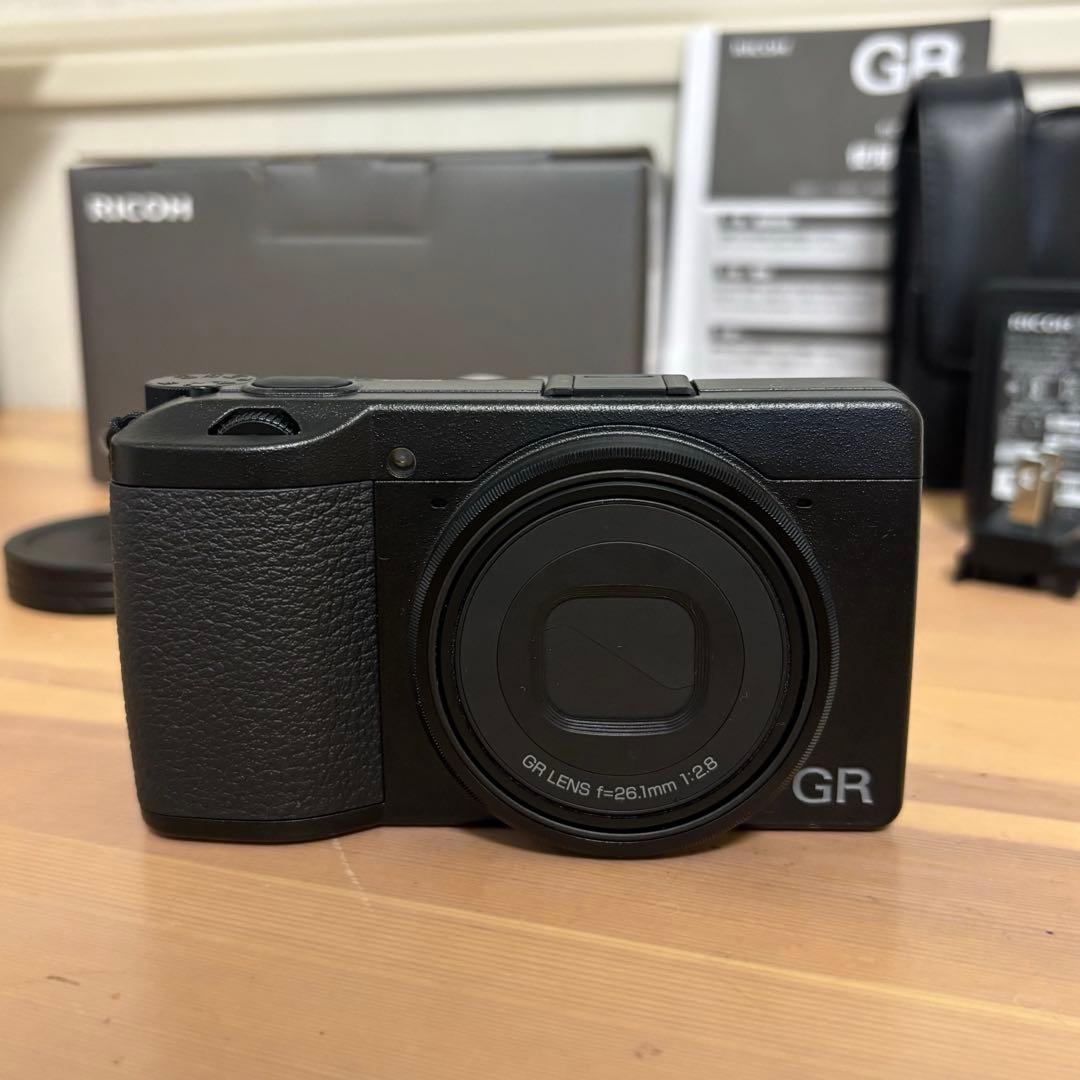 RICOH GR IIIx (3x)コンパクトデジタルカメラ