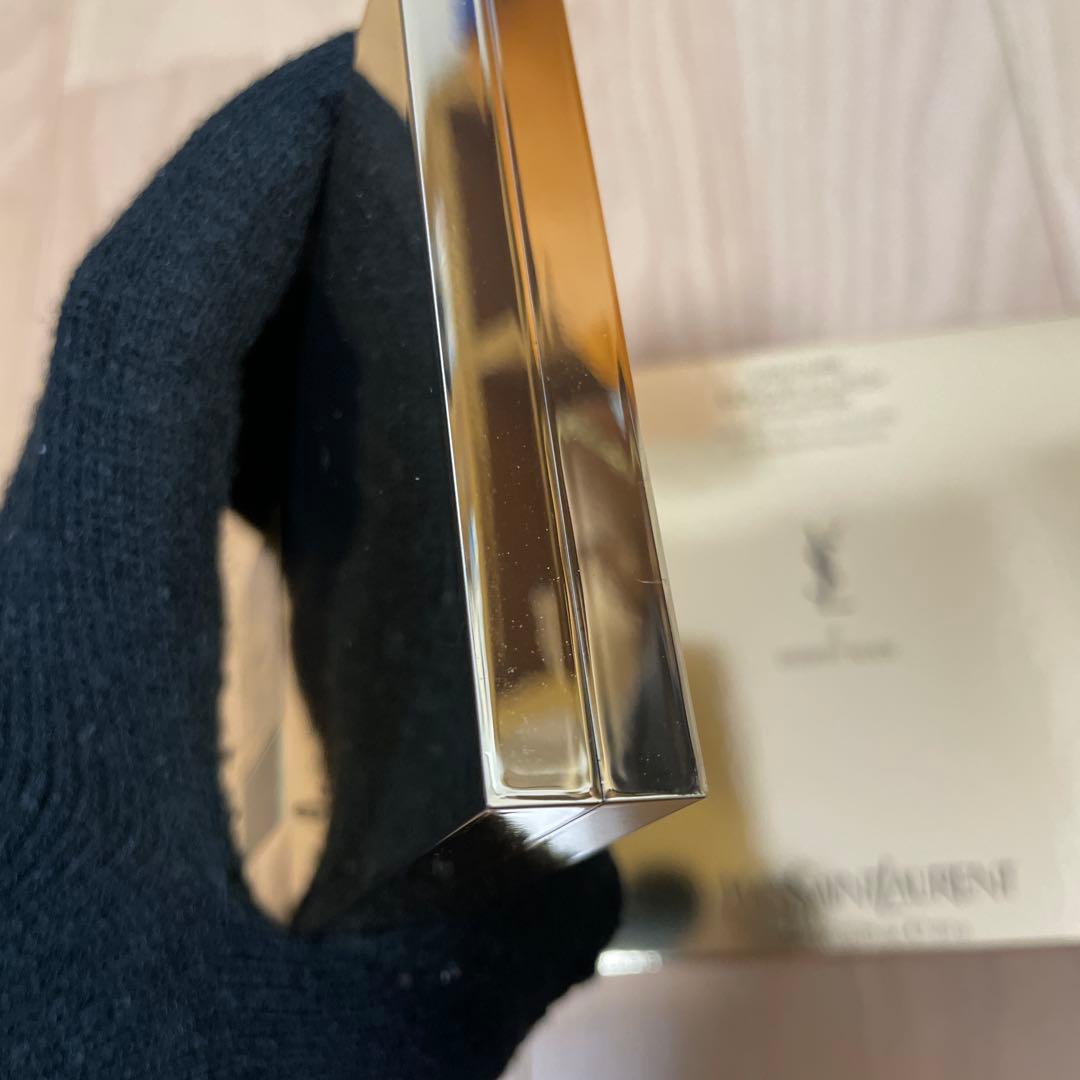 Yves Saint Laurent アイシャドウパレット 箱付き