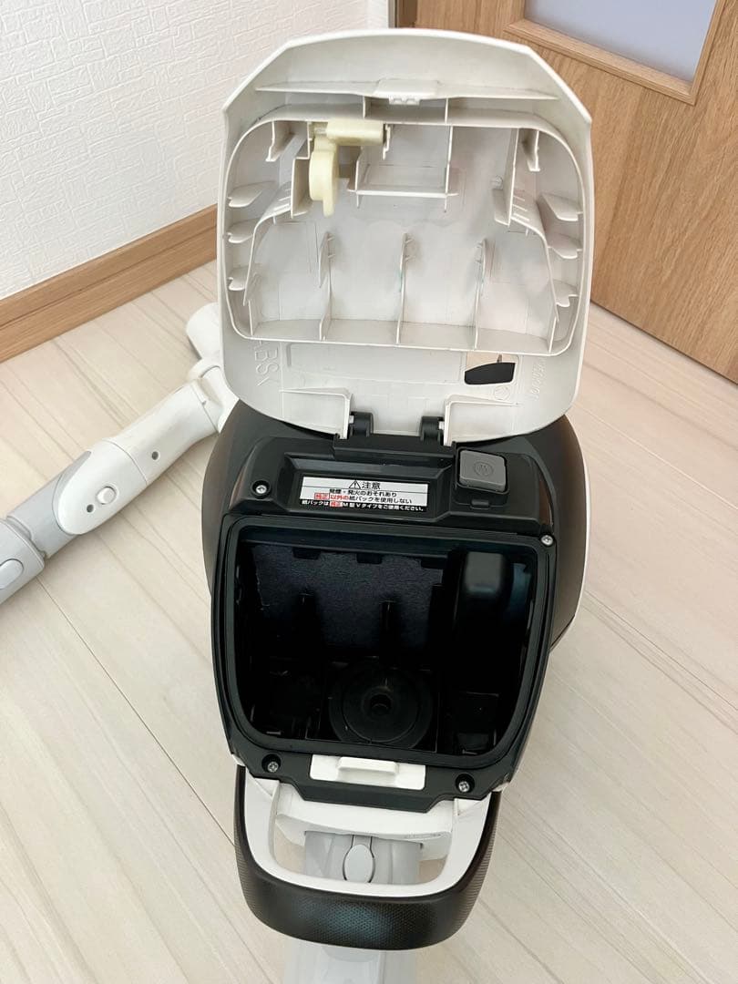 Panasonic 掃除機　コード付き紙パック式