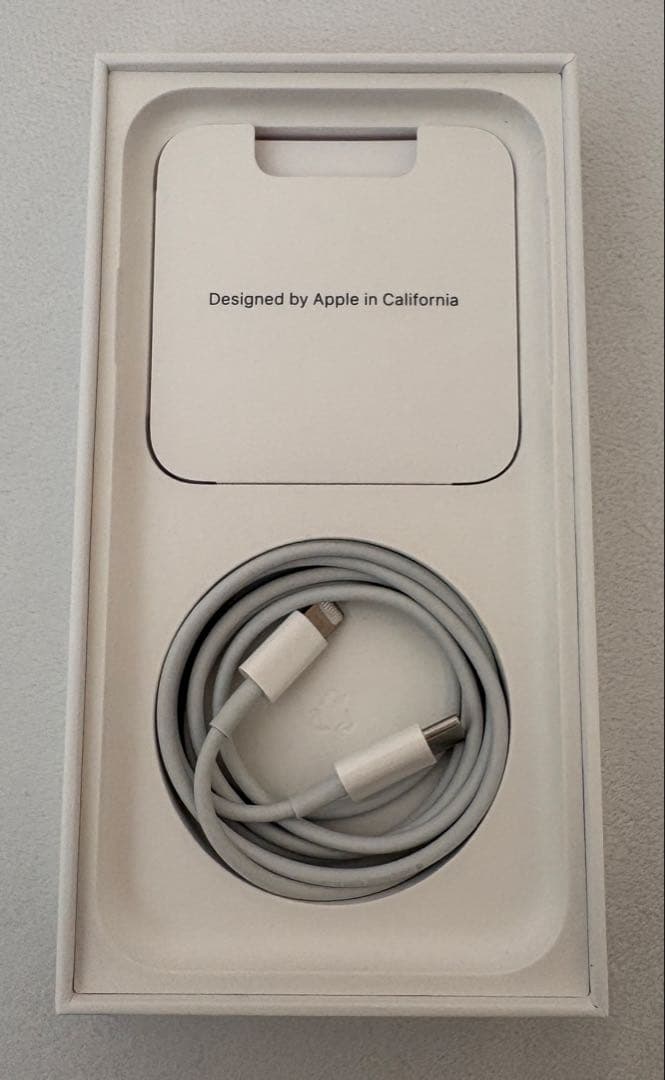 【純正AVアダプタ付】Apple iPhone 11 パープル 64GB