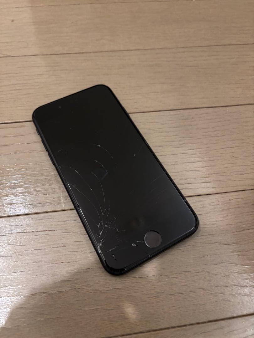 SIMフリー　iPhone SE第二世代　64GB