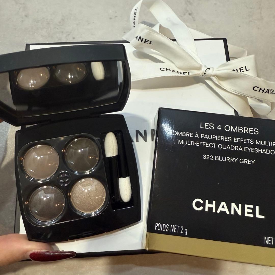 ◆ CHANEL 322 Blurry Grey アイシャドウ ◆