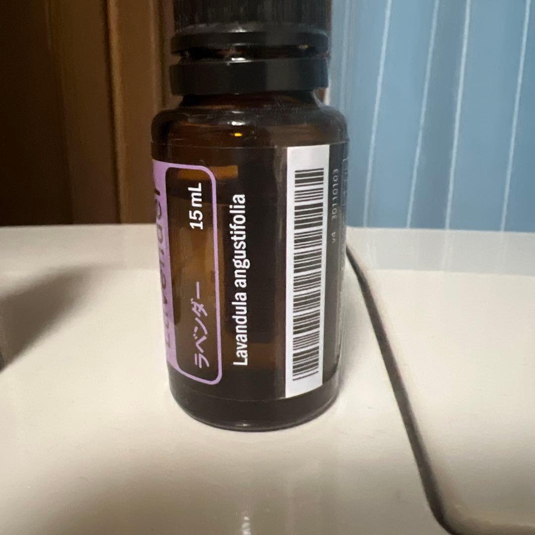 doTERRA エッセンシャルオイルボックス 25本用