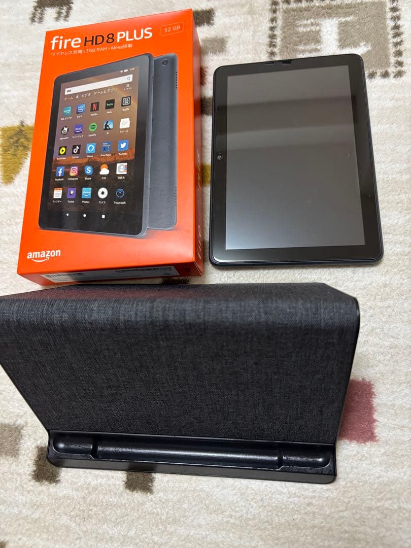 FireHD8 Plus32GB & ワイヤレス充電スタンドとケーブル　✳️箱無し